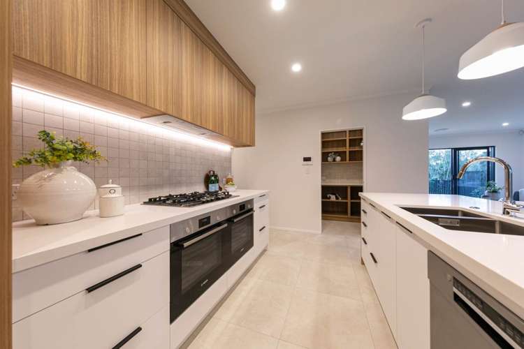 52 Tukutata Crescent Milldale_11