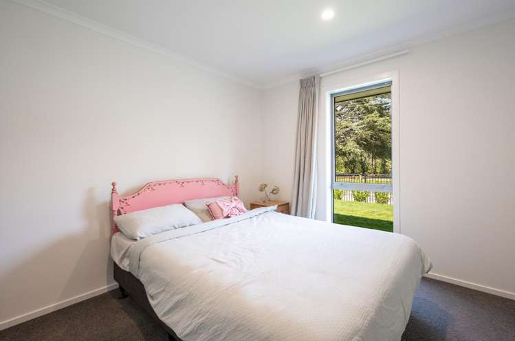 4 McLaughlin Lane Stoke_8