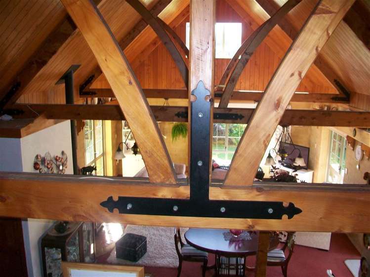 16 Poland Street Waikino_12