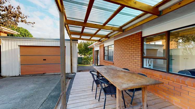 2/9 Ciprian Place Henderson_12