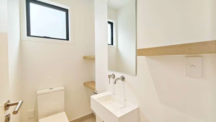 21D Gordon Avenue Forrest Hill_19