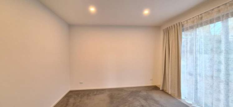 1 Classic Grove 10878_8