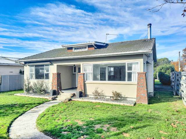 3 Bedrooms In Woolston