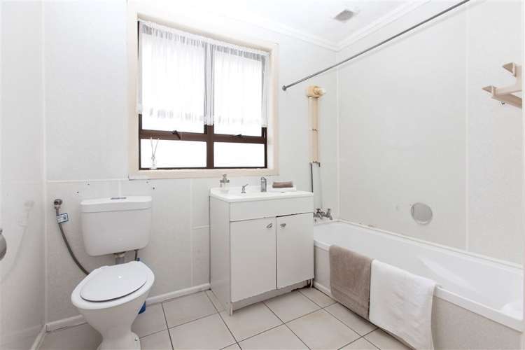 21 Trojan Crescent New Lynn_9