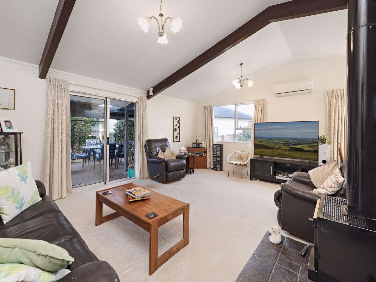 195 Dickson Road_2