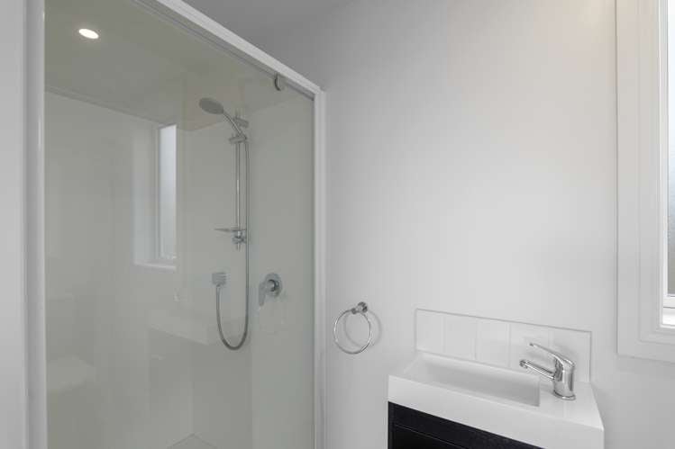 10 Dundee Close Darfield_22