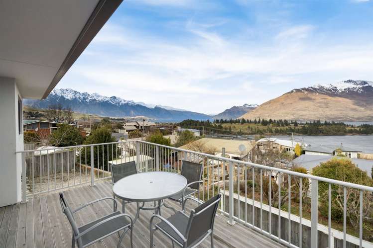 35 Suburb Street Queenstown_5