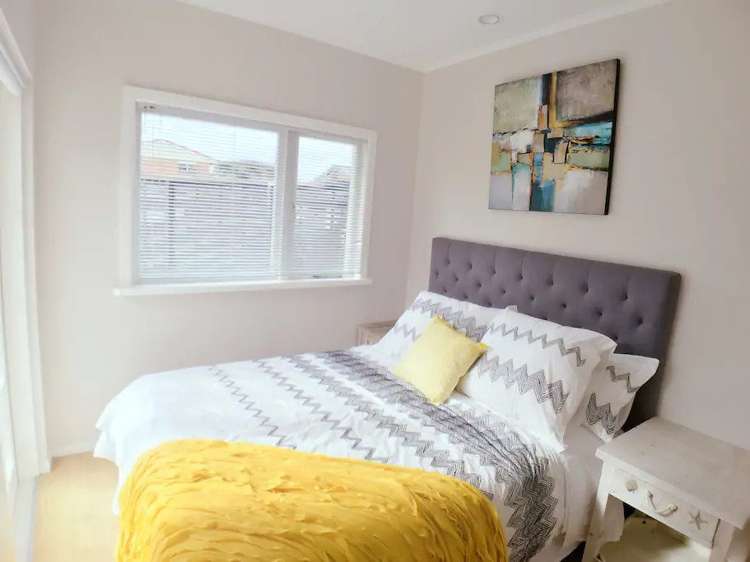 8 Coronation Street Belmont_7