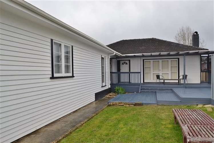 44 Fruitvale Road New Lynn_13