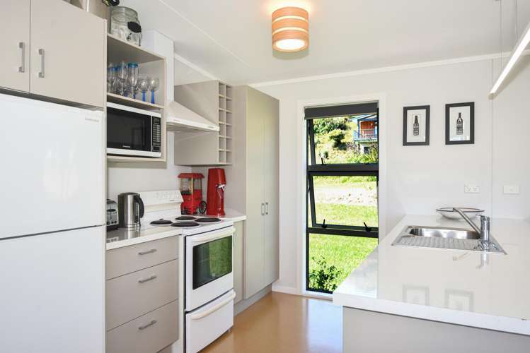 3 Mahia Heights Drive Māhia Beach_6