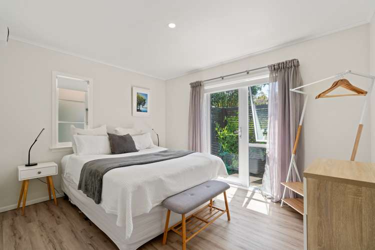 1040 Cove Road Langs Beach_12