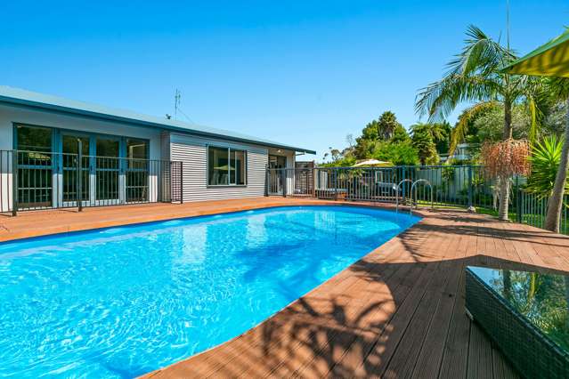 12 Paradise Place Matua_1