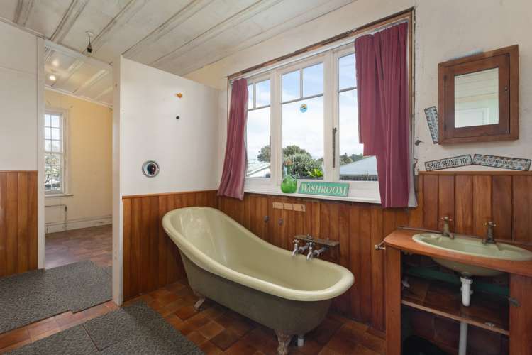 8 Featon Road Waihi_13