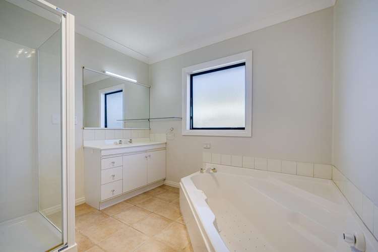 71 Avenue Road Greenmeadows_18
