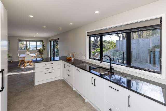 79 The Esplanade Raumati South_2