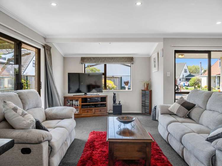 4 Charisma Court Kelvin Grove_5