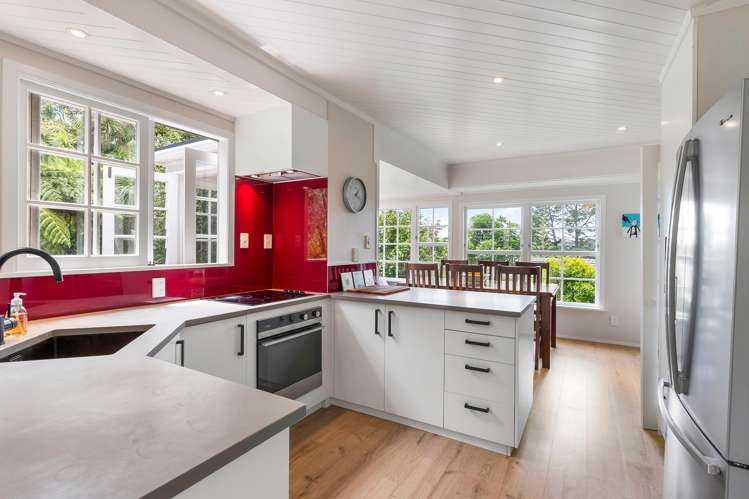 12 Puketitiro Street Glen Eden_8