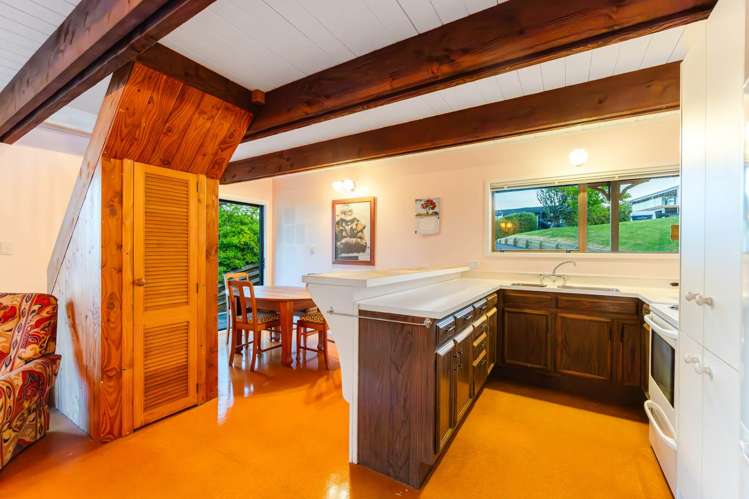 21 Mariners Grove Algies Bay_13