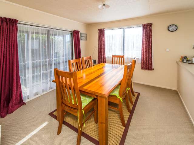 129 Peakes Road Springvale_2