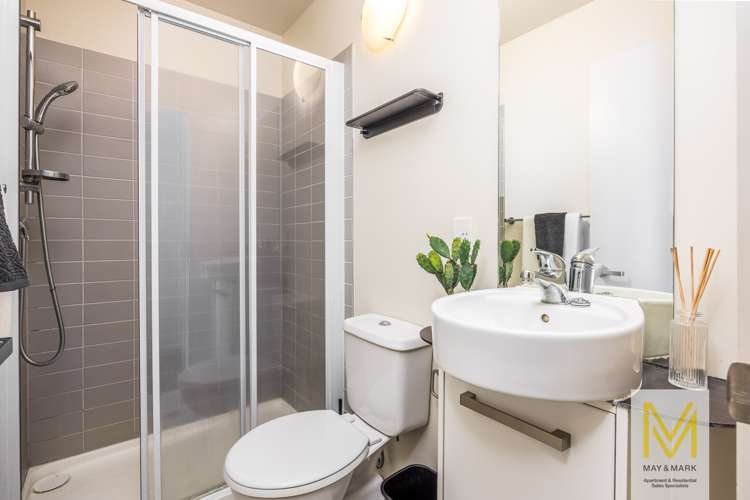 1112/10 Waterloo Quadrant Auckland Central_11