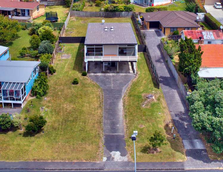 121 Mcleod Road Te Atatu South_18