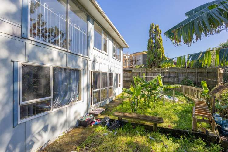 583 East Coast Road Browns Bay_7