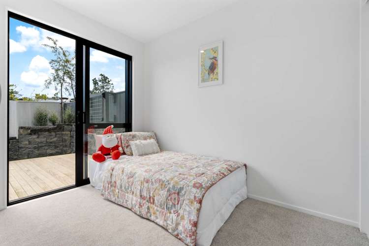 2/2 Flaunty Place West Harbour_10
