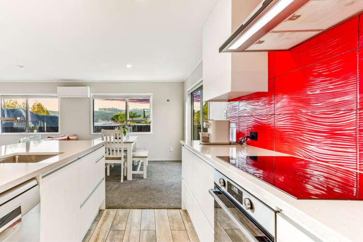 31 Cambridge Road Riverhead_7