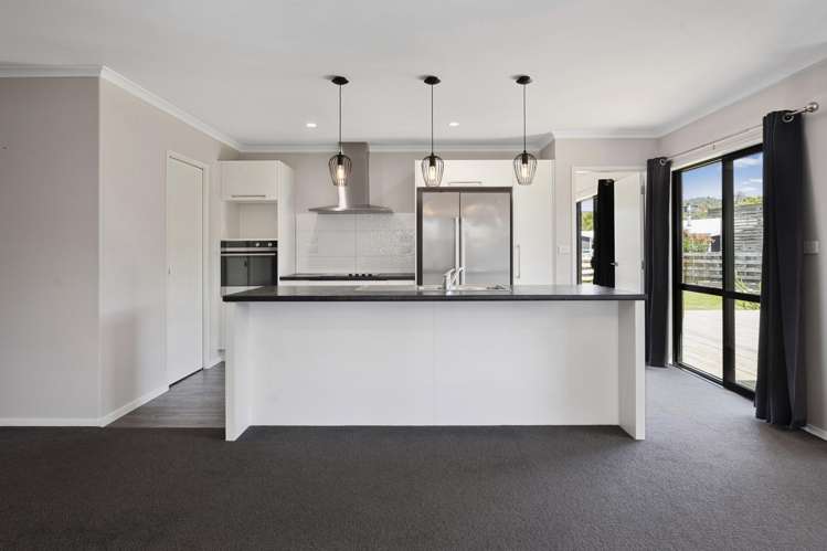 27 Pukeko Way Kinloch_7