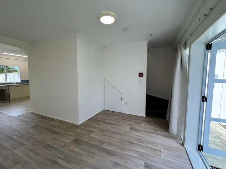 9/336B East Coast Road Mairangi Bay_2