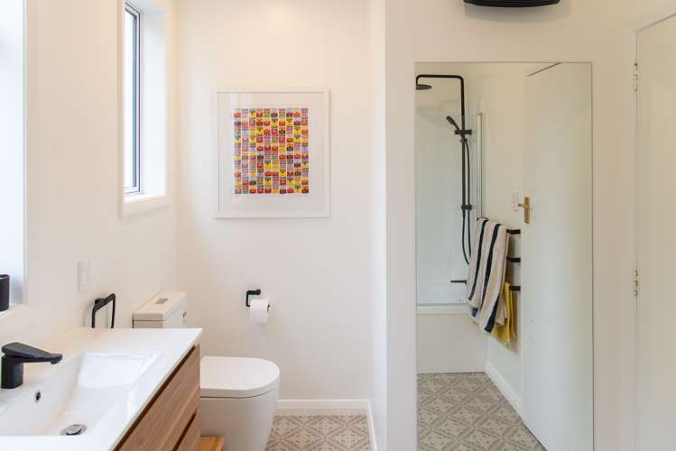 7 Valpy Street Saint Clair_13