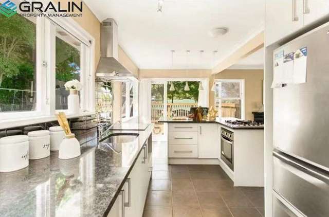 48 Hilling Street Titirangi_4