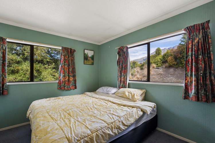 1 Salmond Place Queenstown_10