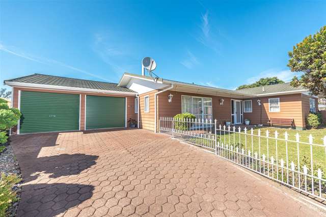 14 Banks Place Tawhero_1