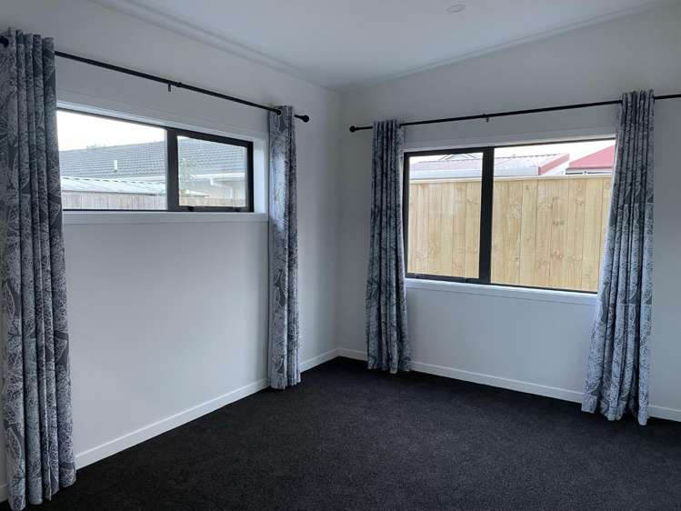 8A Worcestor Street West End_5