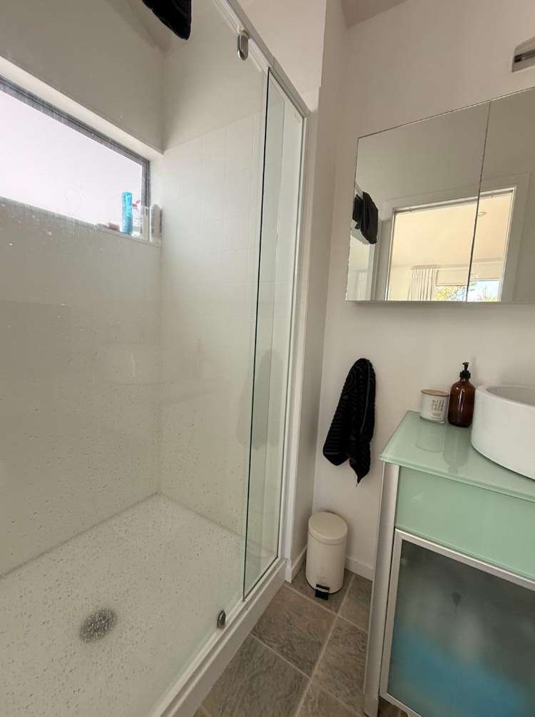 57A Aeroview Drive Beach Haven_18