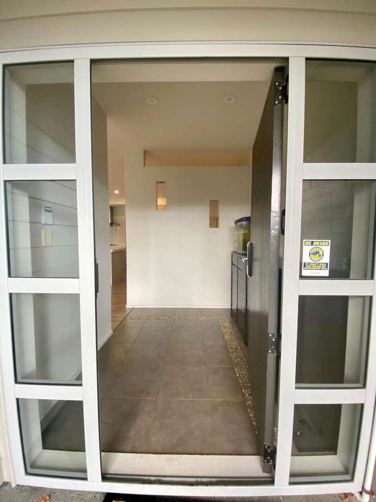 22 Salford Crescent Flat Bush_12