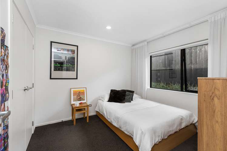 37 Alpers Ridge Leamington_17