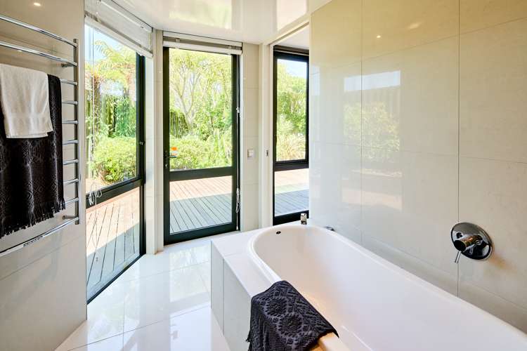 24d Mandalay Terrace Khandallah_13