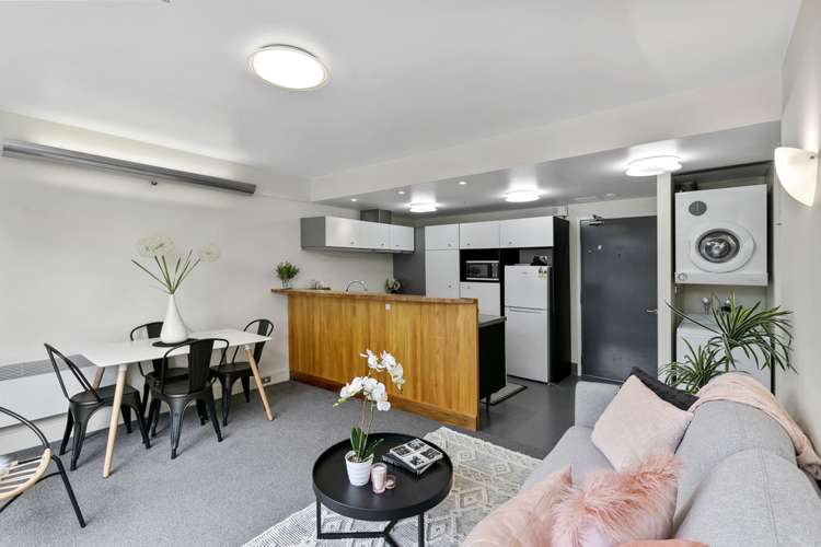 2/43 Mulgrave Street Thorndon_1