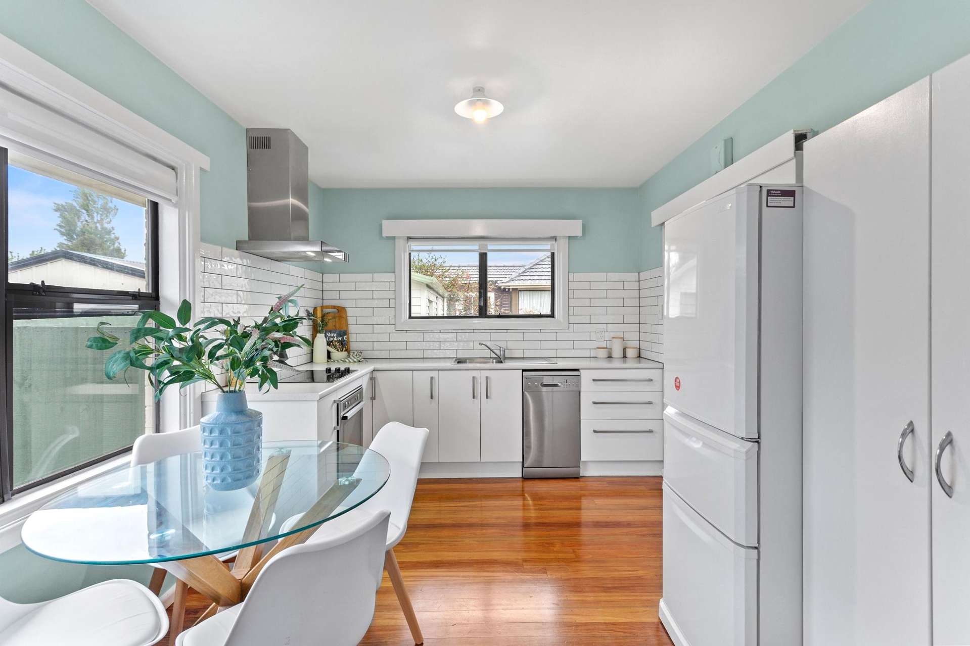 2 Ontario Place Wainoni_0