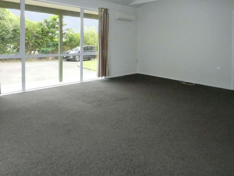 22 Rutherglen Av Ilam_2