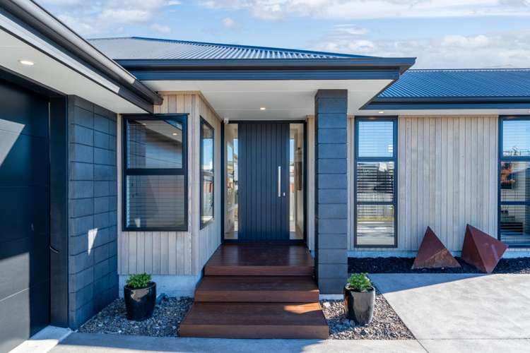 11 Minorca Lane Burwood_46