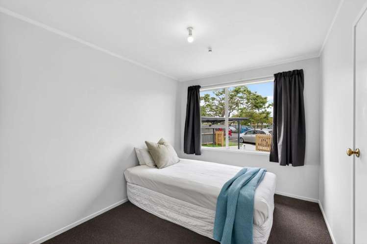 406C Avenue Road West 10482_6