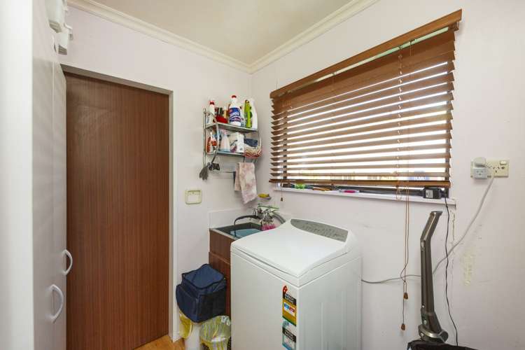 11 Sandstrom Grove Feilding_12