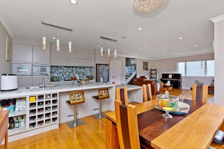 6 Tarahanga Street Northcote_19