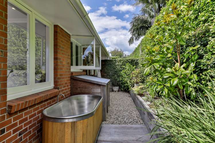 2/12 Bella Vista Road Herne Bay_13