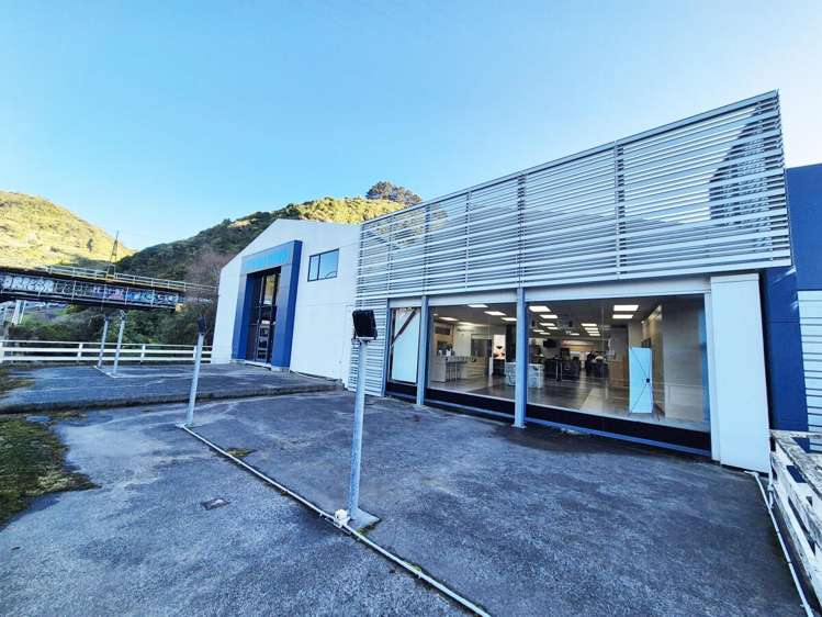 1 Glover Street Ngauranga_3