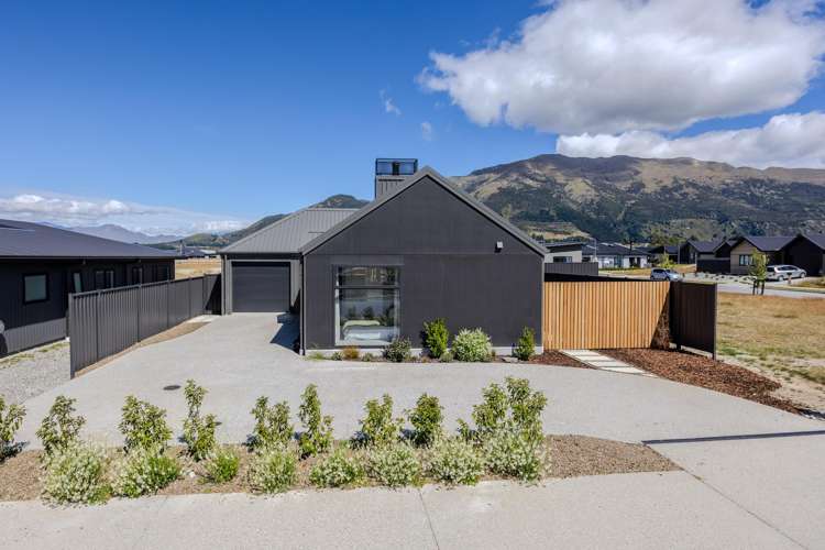 8 Longview Drive Lake Hawea_0