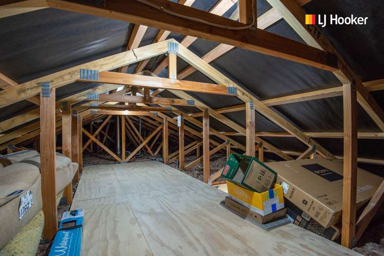 8 Carrick Place Mosgiel_17